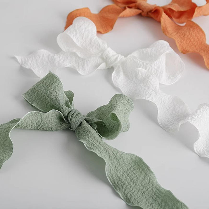 4 センチメートル 9 メートル/ロールしわレースエッジリボ - Ribbon Organza Roll のレビューと価格