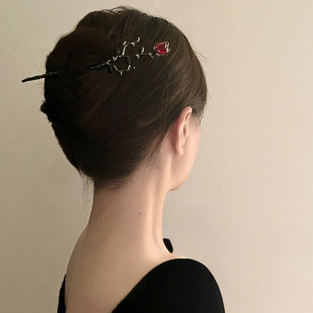 ヴィンテージメタル製赤いバラの花のヘアピン、女性用エレガント - Florist Supplies のレビューと価格
