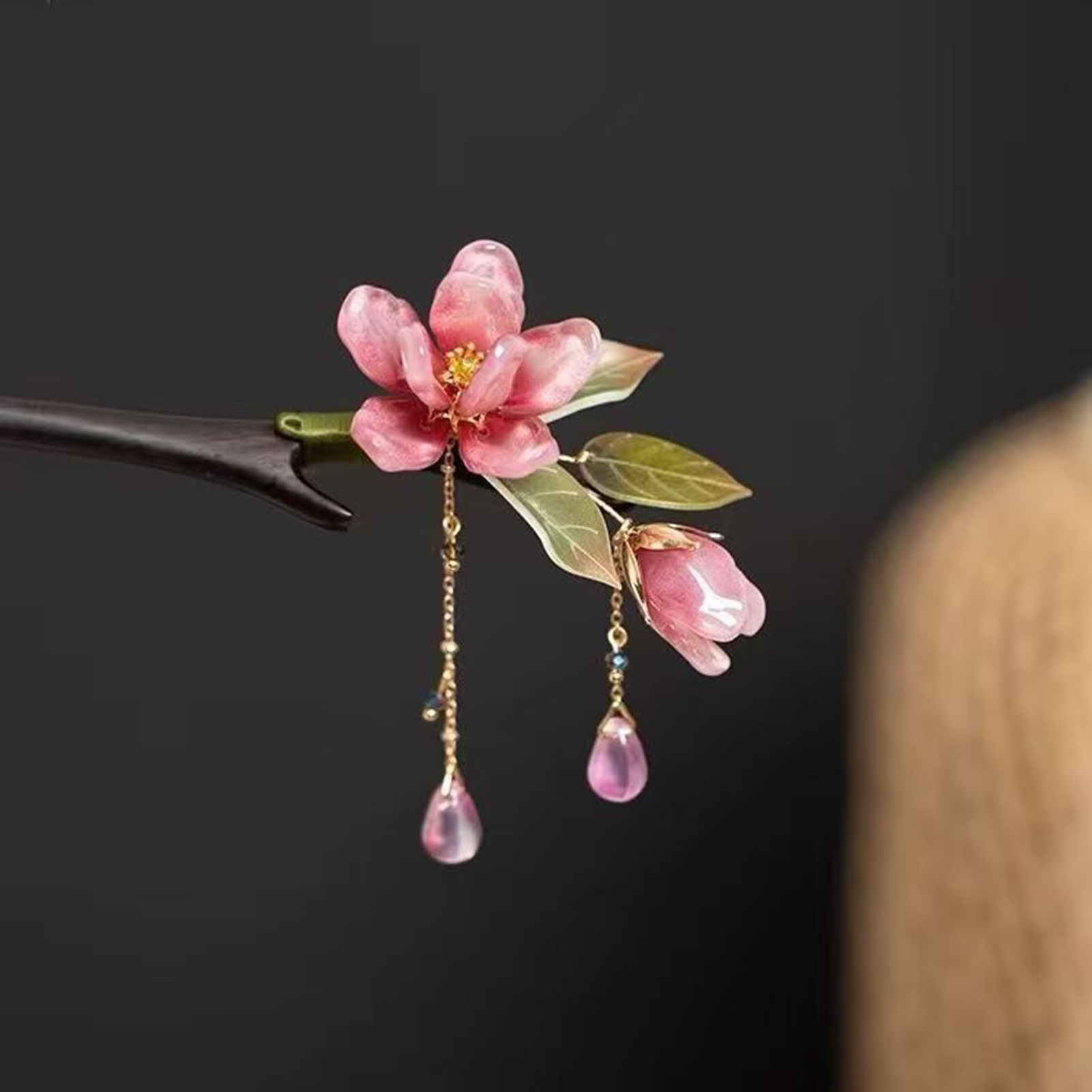 花柄ヘアスティック中国風ヘアピンピンクの花のタッセルレトロ伝 - Florist Supplies のレビューと価格